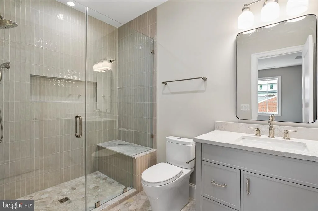 Photo of 1515 CRESTWOOD LANE