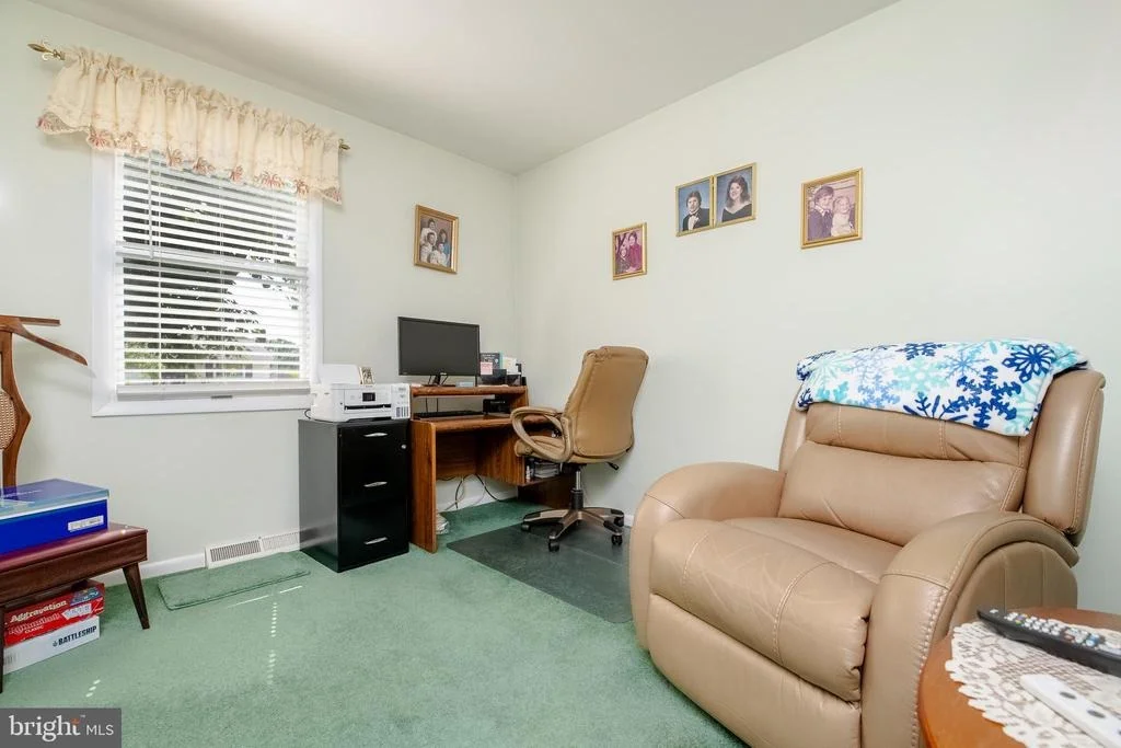 Photo of 417 NOLLMEYER ROAD