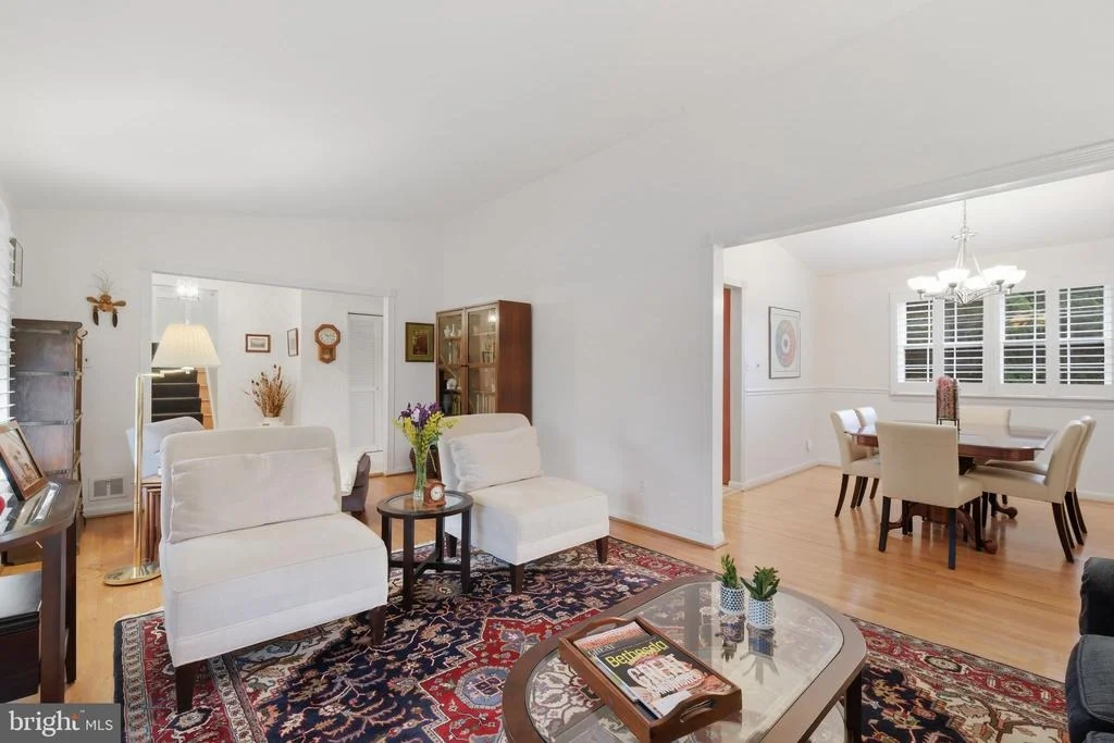 Photo of 8815 POSTOAK ROAD