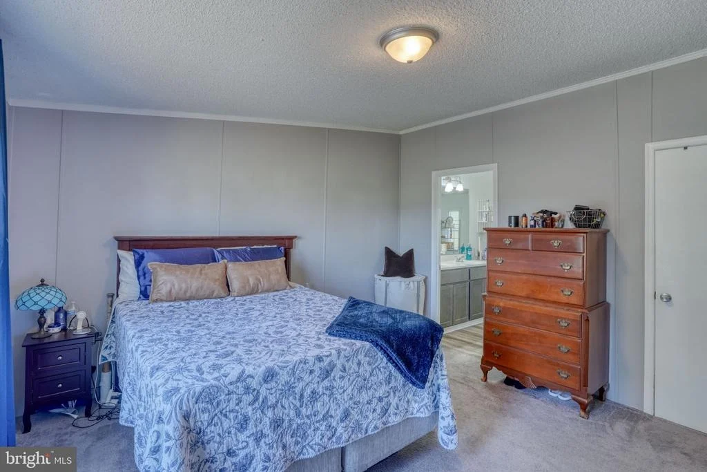 Photo of 6195 WATSON ROAD