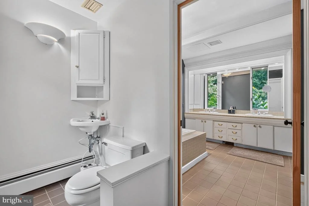 Photo of 1118 ORCHARD WAY
