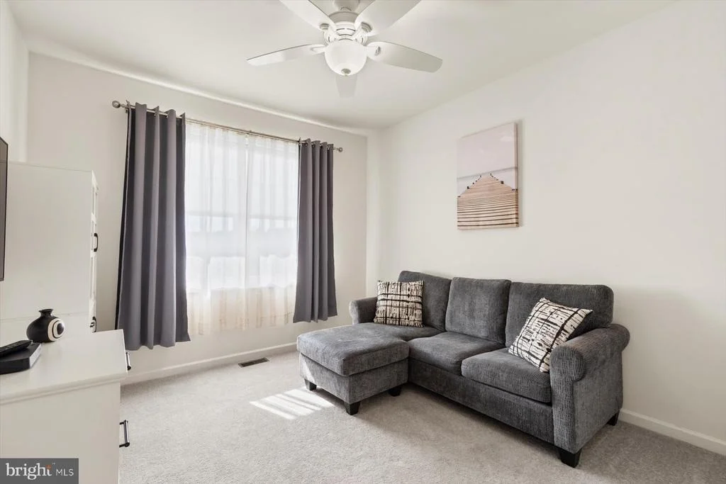 Photo of 24032 BENJAMIN HARRISON CIRCLE