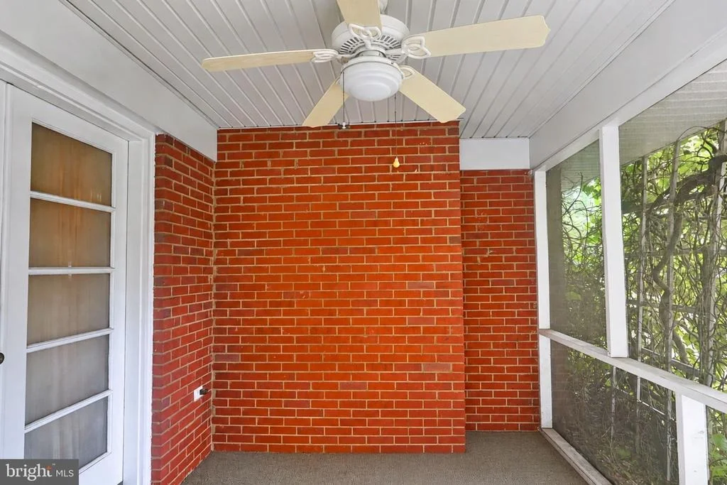 Photo of 11619 35TH PLACE