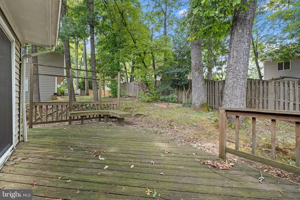 Photo of 15922 EDGEWOOD DRIVE