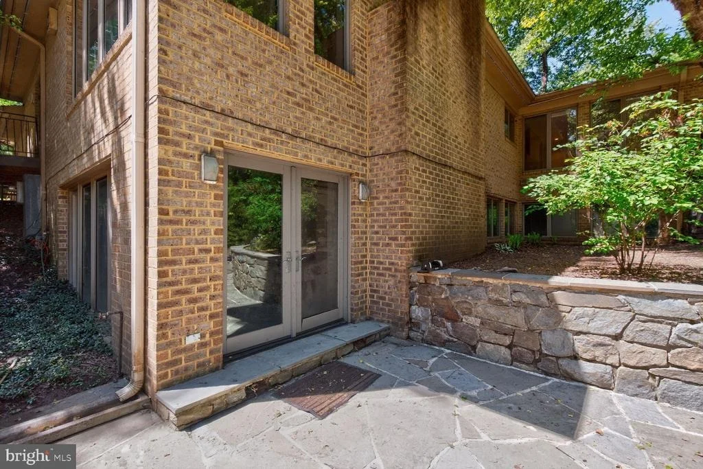 Photo of 10801 BALANTRE LANE