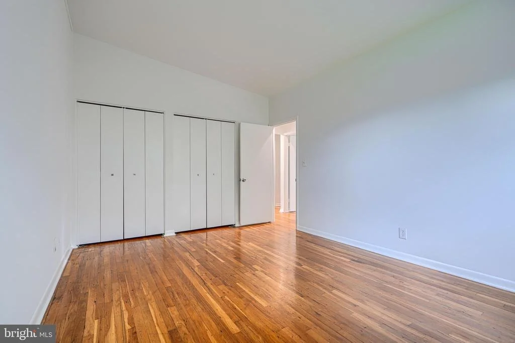 Photo of 2421 FOREST GREEN ROAD