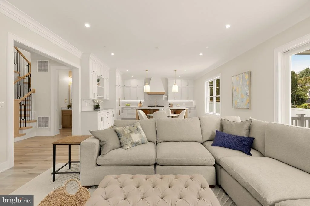 Photo of 9512 FOREST ROAD