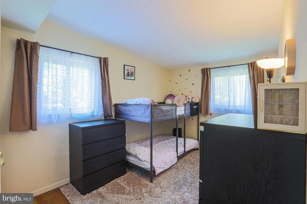 Photo of 2451 FOREST GREEN ROAD