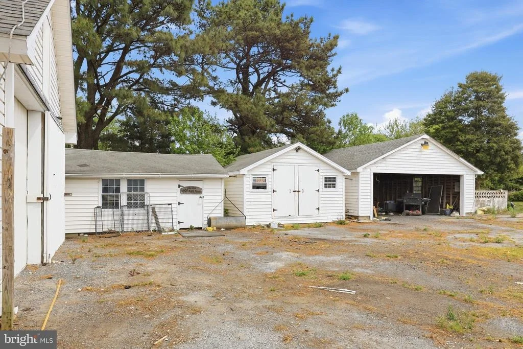 Photo of 32076 GORDY ROAD
