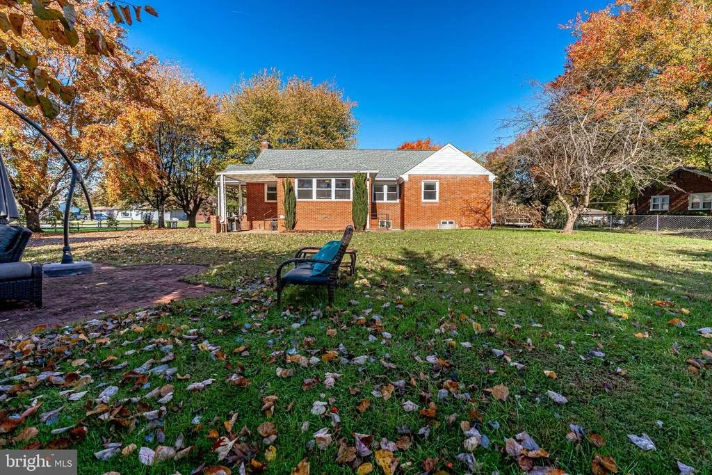 Photo of 8993 MEADOWVIEW DRIVE