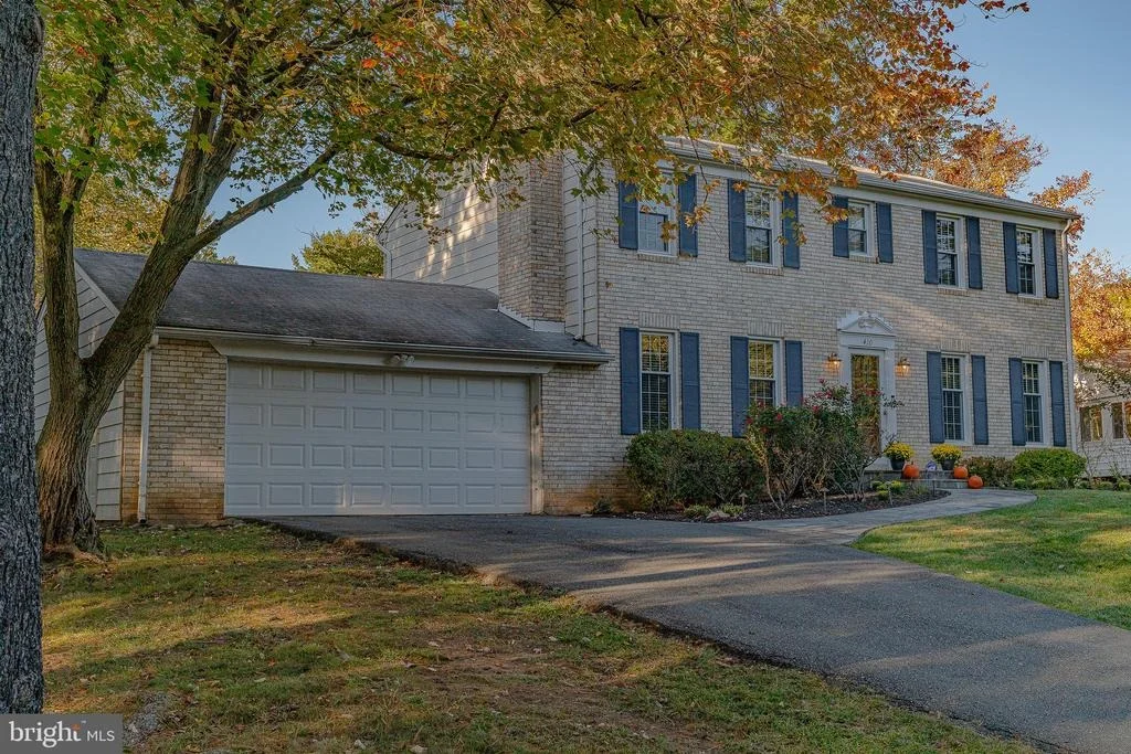 Photo of 410 PIPING ROCK DRIVE