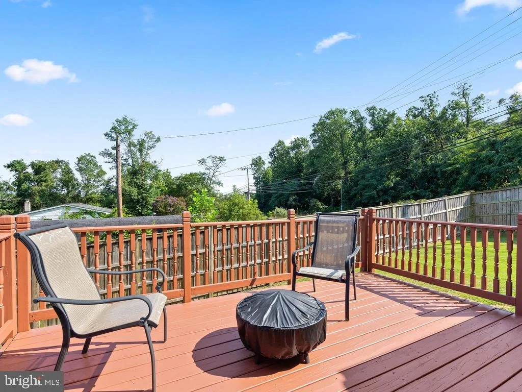 Photo of 6477 MEADOWRIDGE ROAD