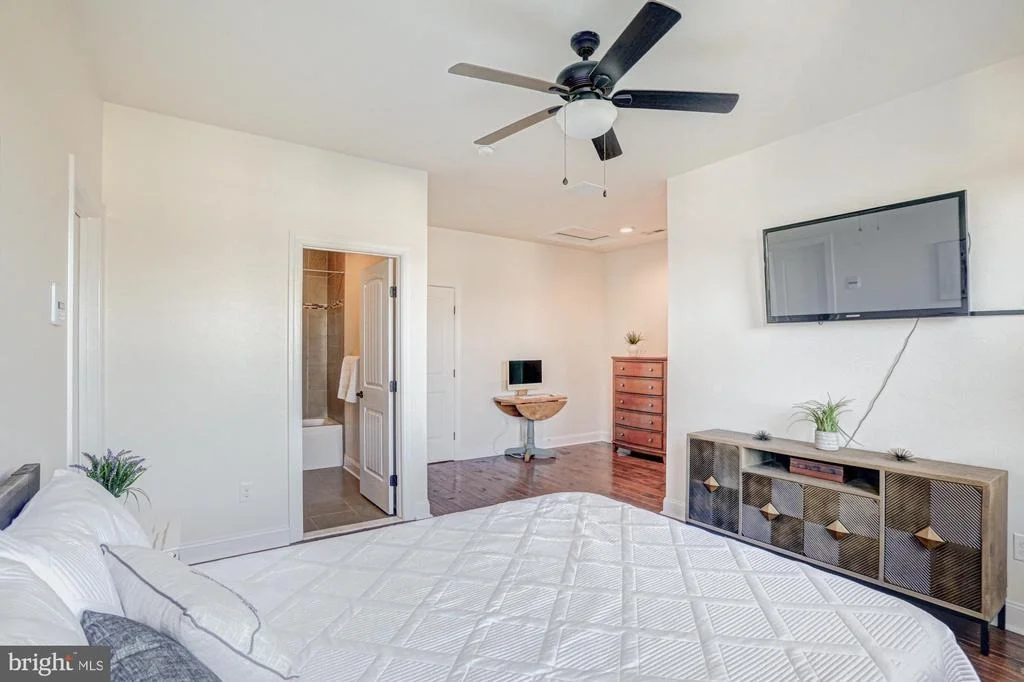 Photo of 1233 BUNKER HILL ROAD