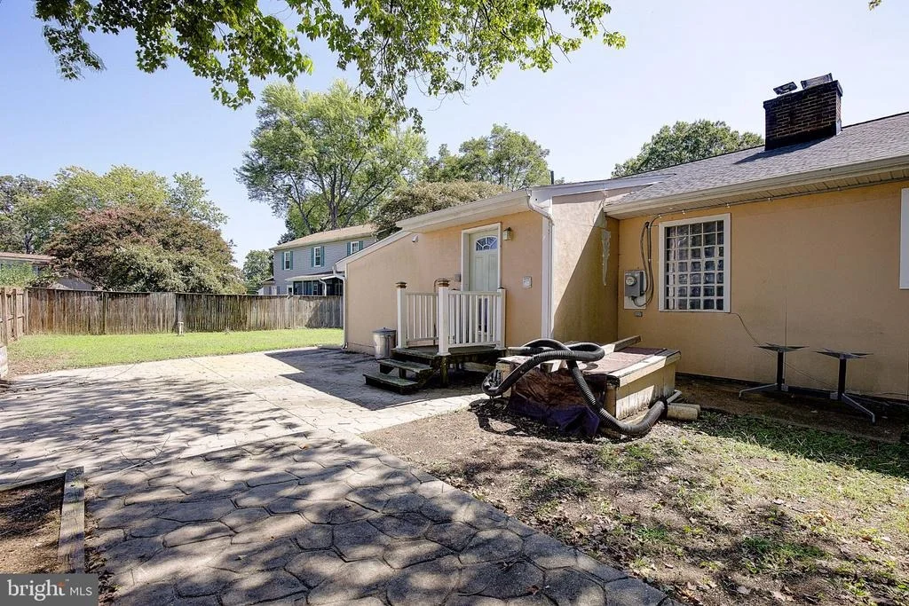 Photo of 1729 SHORE DRIVE