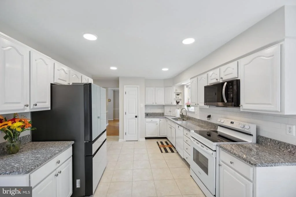 Photo of 1113 MEADOWGREEN DRIVE