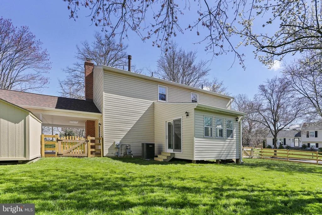 Photo of 6128 TAMAR DRIVE