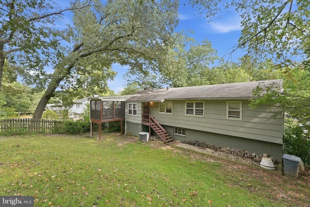 Photo of 8400 BOUND BROOK LANE