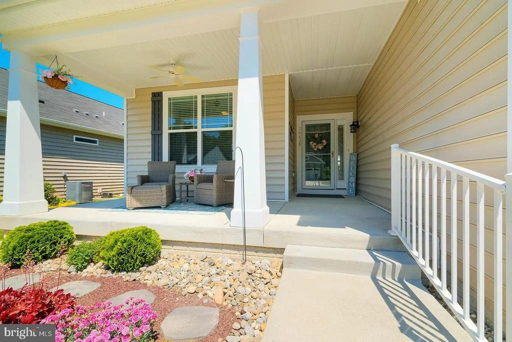 Photo of 34438 SPRING BROOK AVENUE