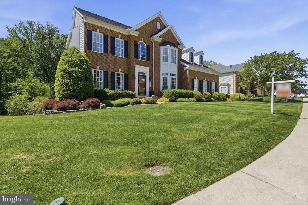 Photo of 1124 OAK TREE DRIVE