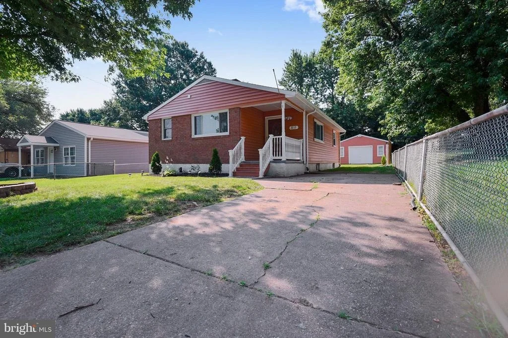 Photo of 3213 LILY AVENUE
