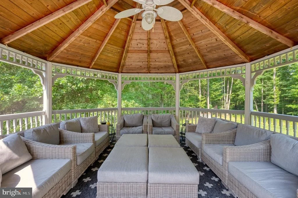Photo of 2320 QUEENSBURY DRIVE
