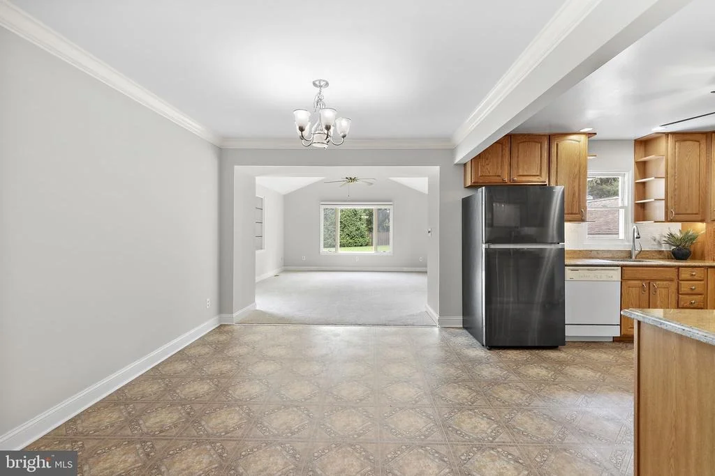 Photo of 1404 RYAN ROAD