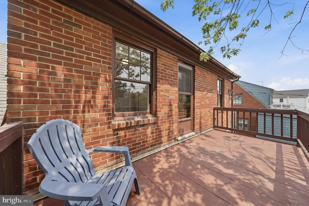 Photo of 408 CARROLL PARKWAY