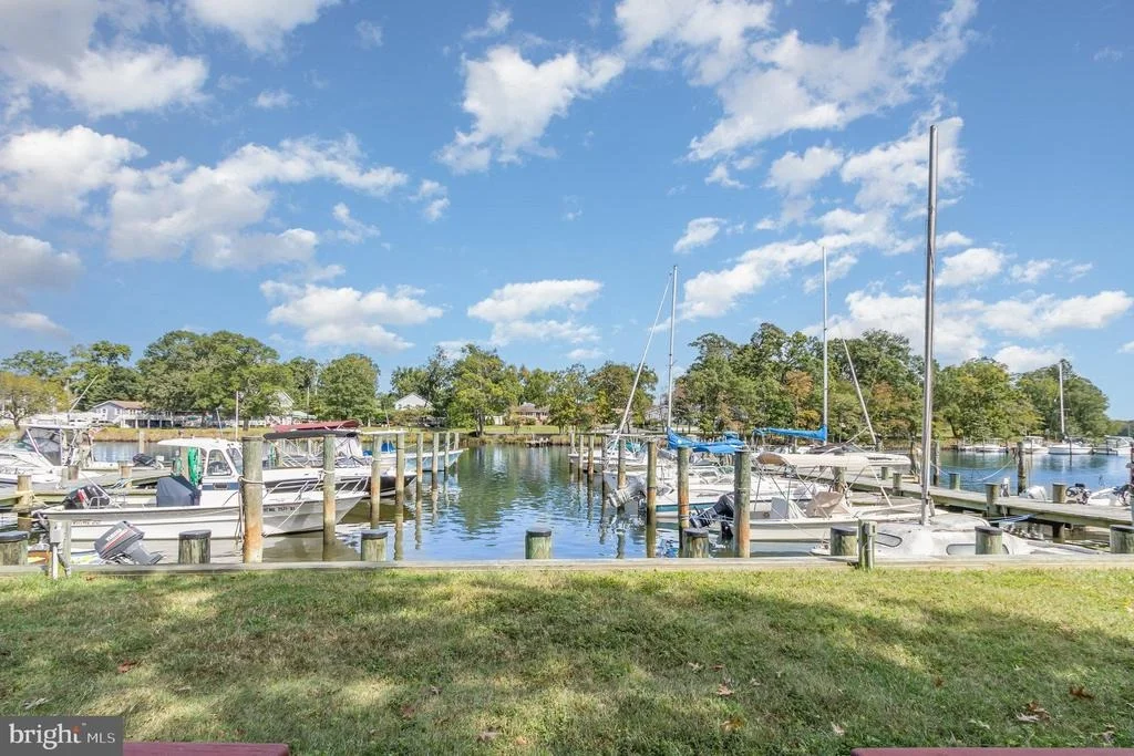 Photo of 2033 SHORE DRIVE