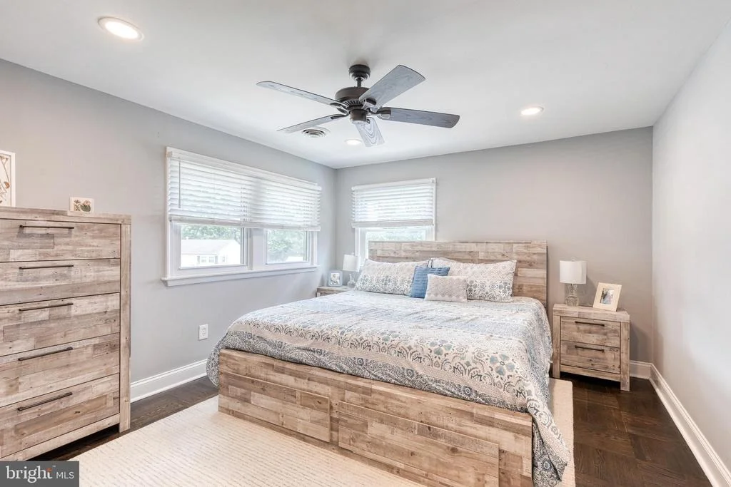 Photo of 5820 HERON DRIVE