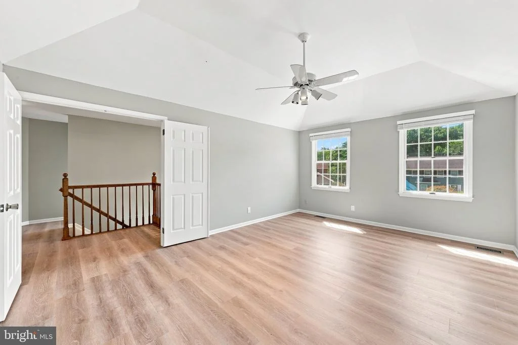 Photo of 16 KENSINGTON DRIVE