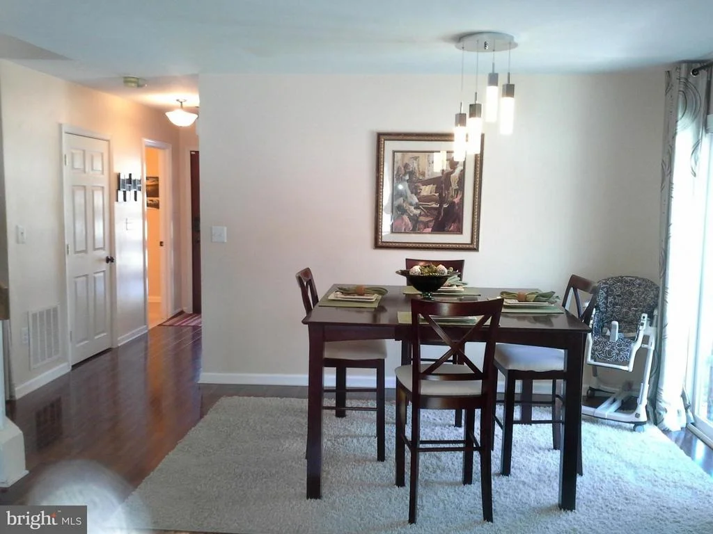 Photo of 6602 LOUISE STREET