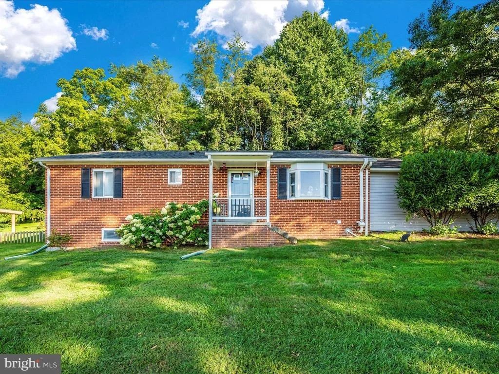 Photo of 24007 STRINGTOWN ROAD