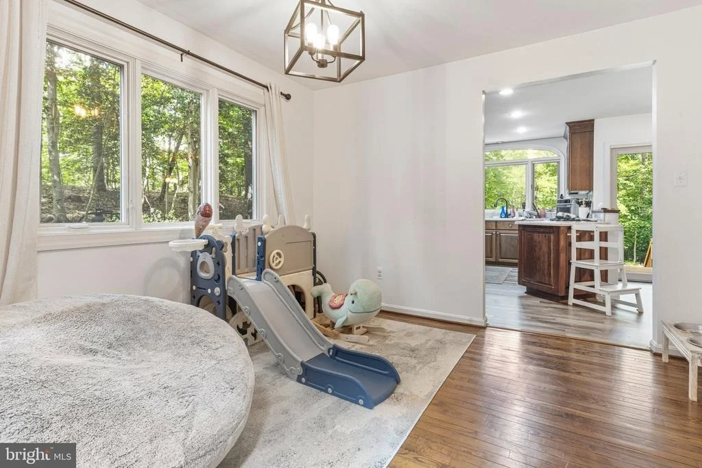 Photo of 580 PINEDALE DRIVE