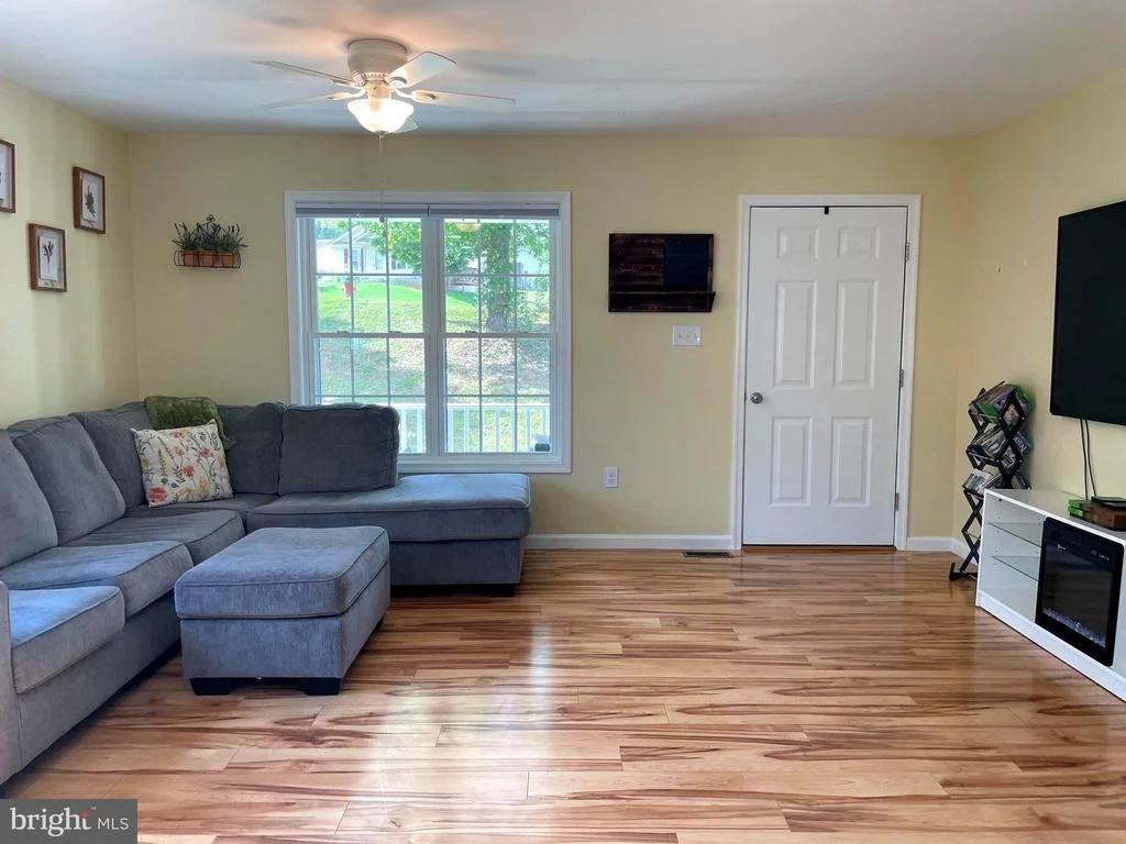Photo of 1769 BIRCH DRIVE