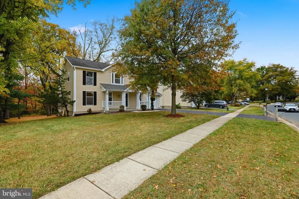 Photo of 1261 CAVENDISH DRIVE