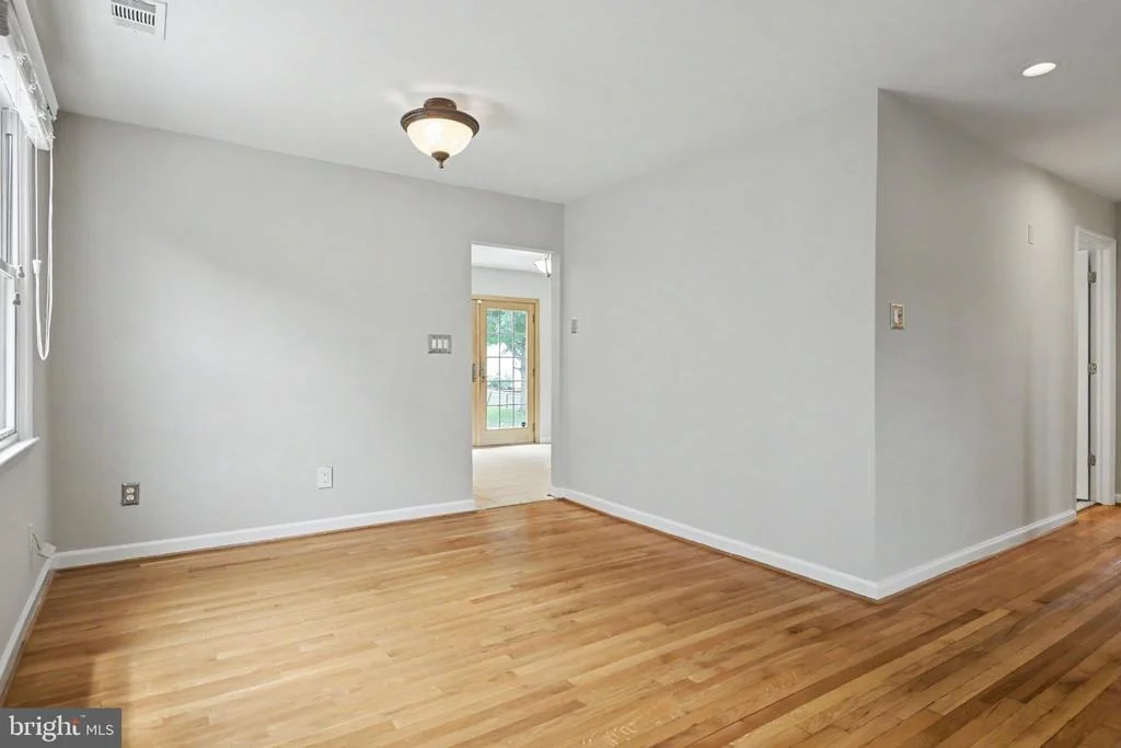 Photo of 3128 WAYNE ROAD