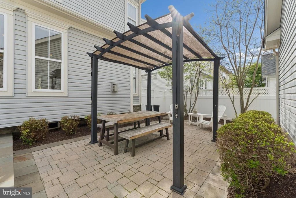 Photo of 23342 HIGBEE LANE