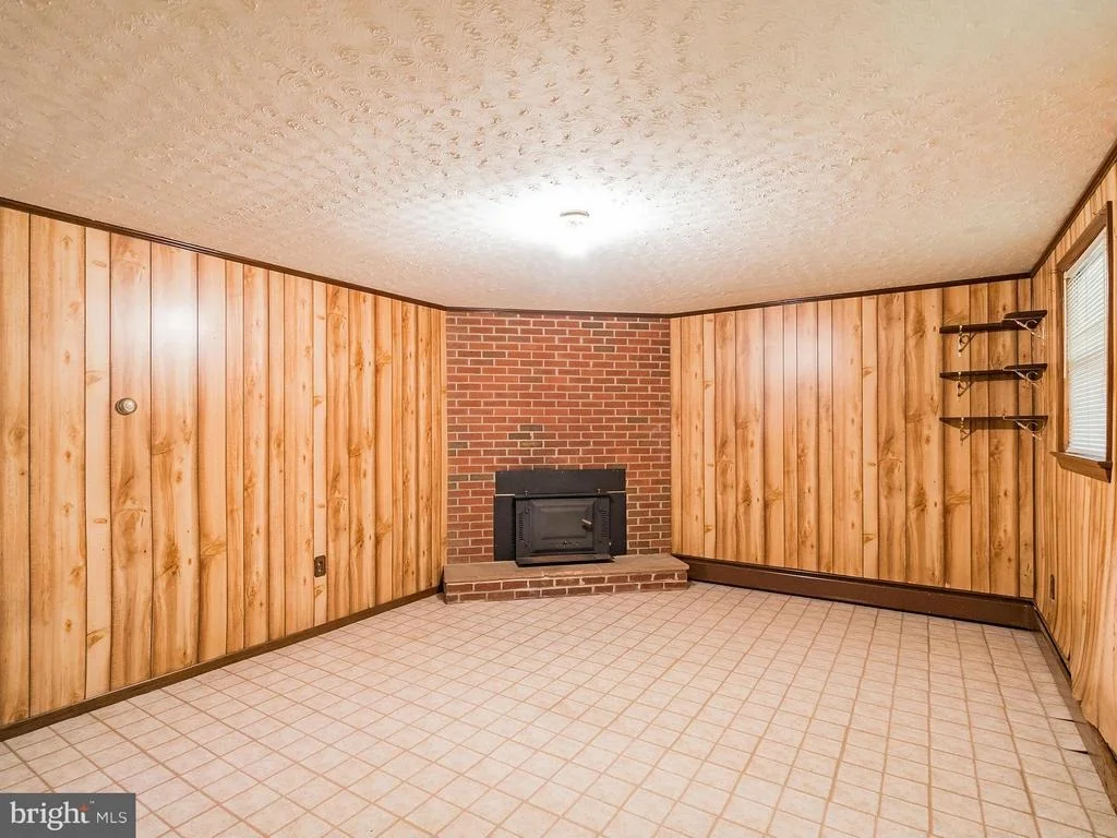 Photo of 18108 MUNCASTER ROAD