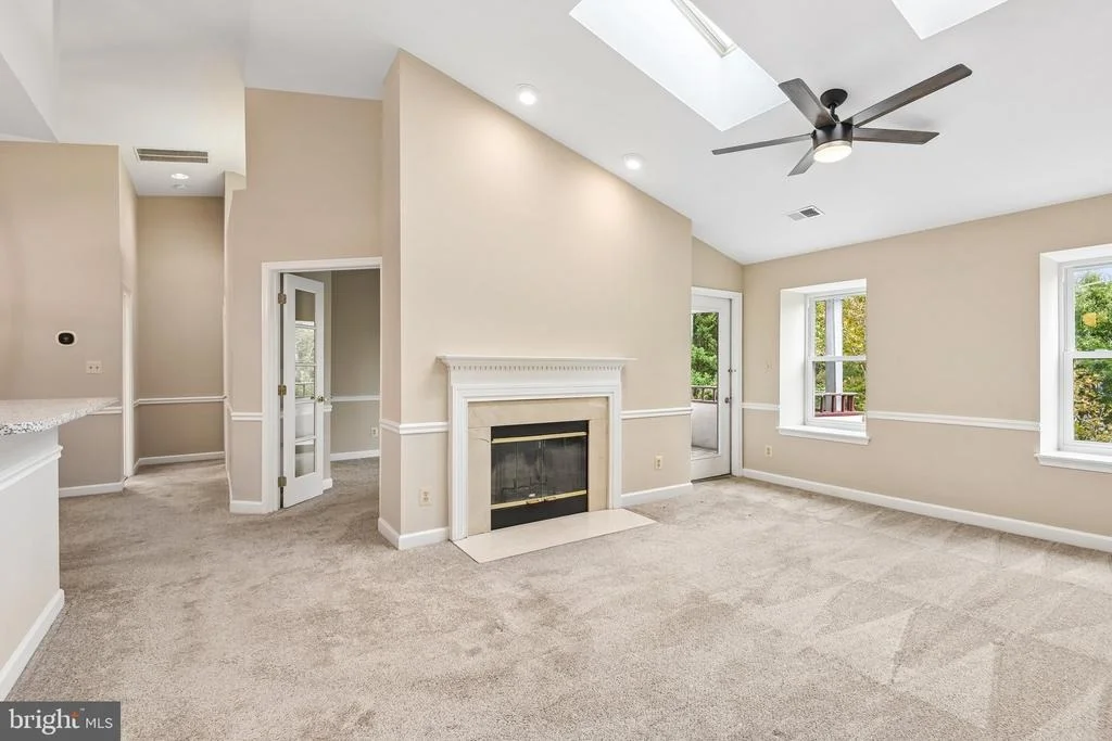 Photo of Unit 9C32 at 13701 MODRAD WAY