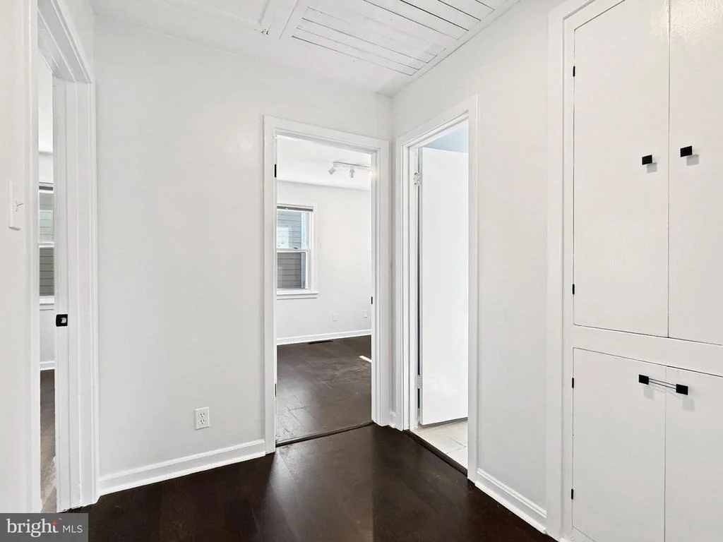 Photo of 1204 PARRISH DRIVE