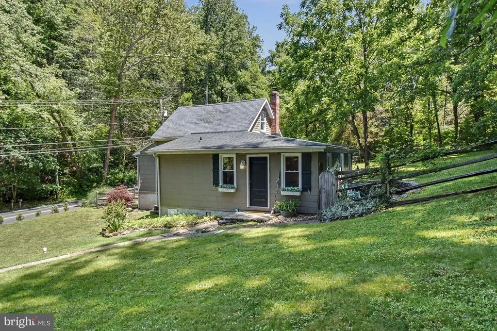 Photo of 3023 HARFORD ROAD