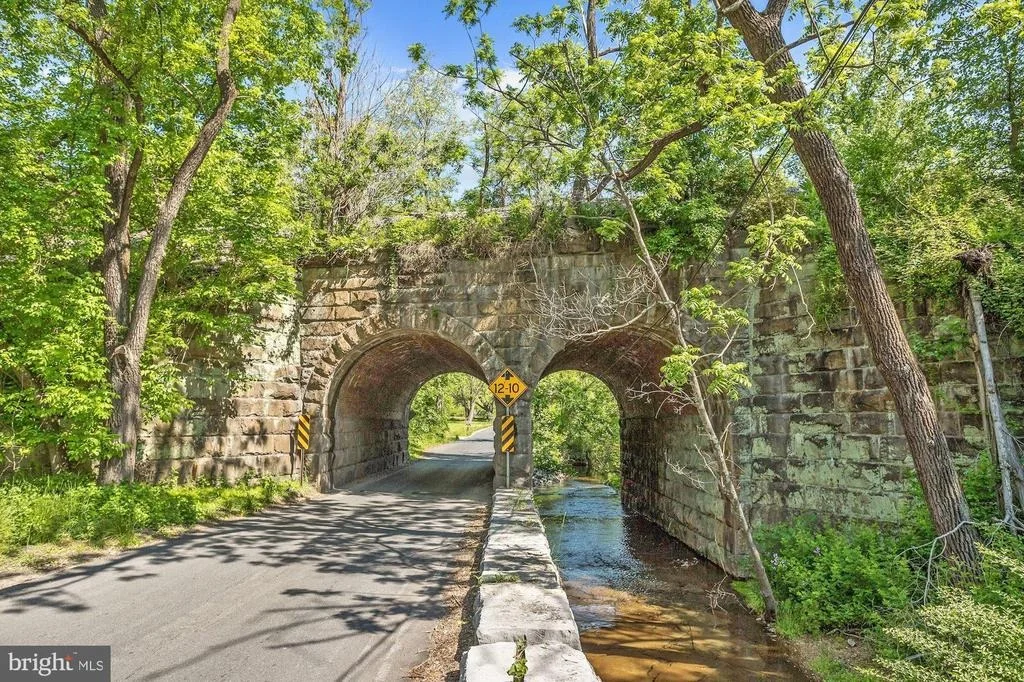 Photo of 4175 THOMAS DRIVE