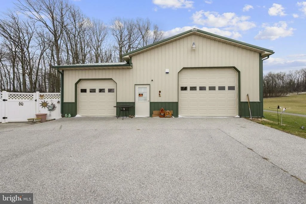 Photo of 5111 HANOVER PIKE