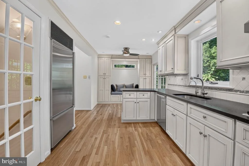Photo of 6309 KENHOWE DRIVE