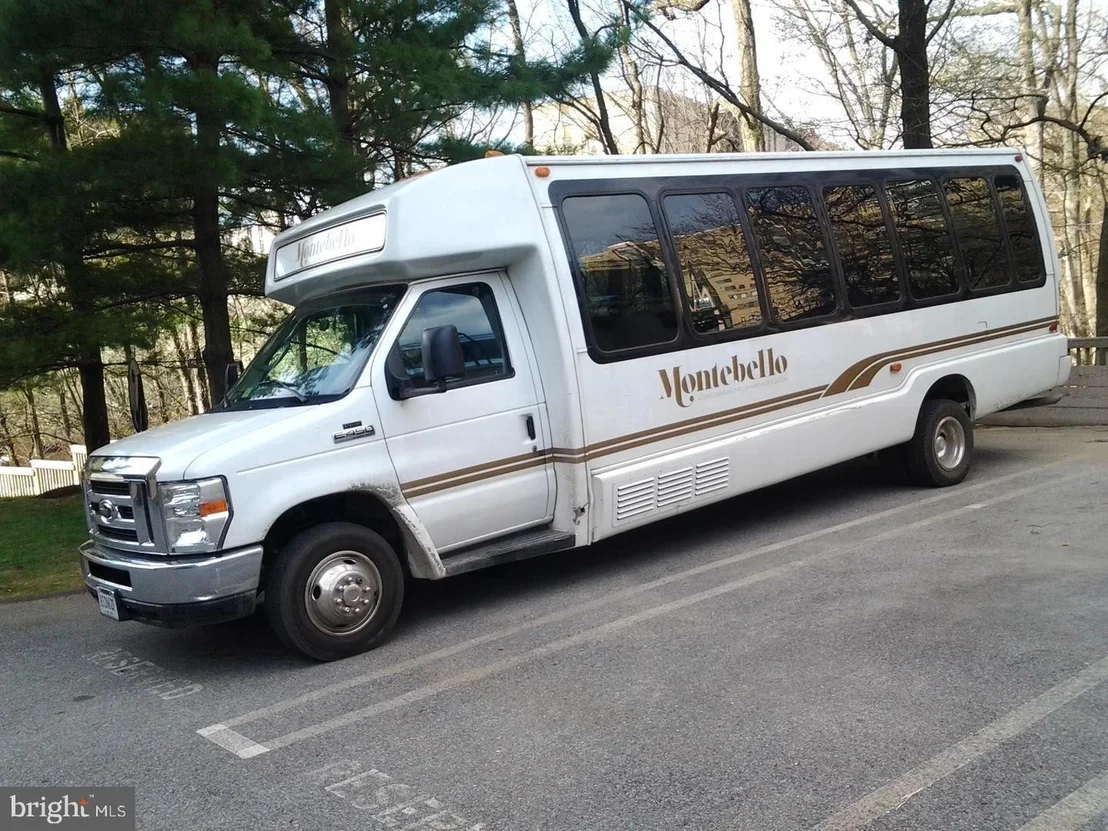 Photo of Unit 714 at 5902 MOUNT EAGLE DRIVE