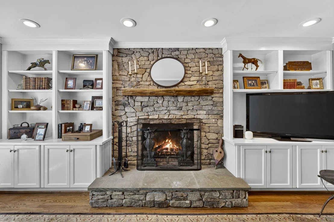 Photo of 23559 PARSONS ROAD