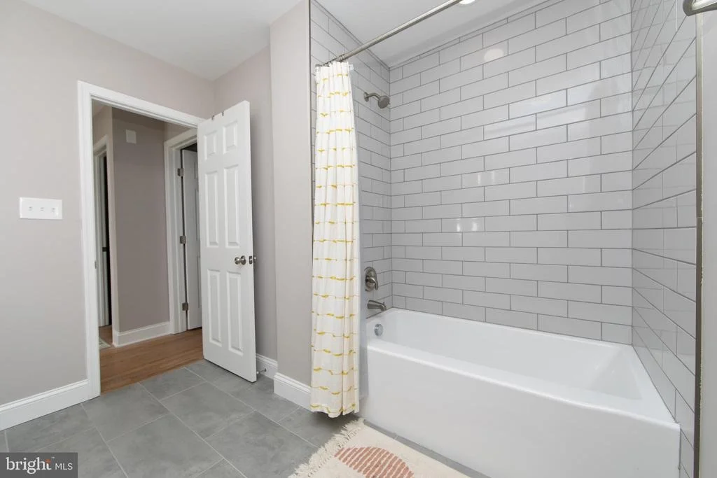 Photo of 507 HOWARD ROAD