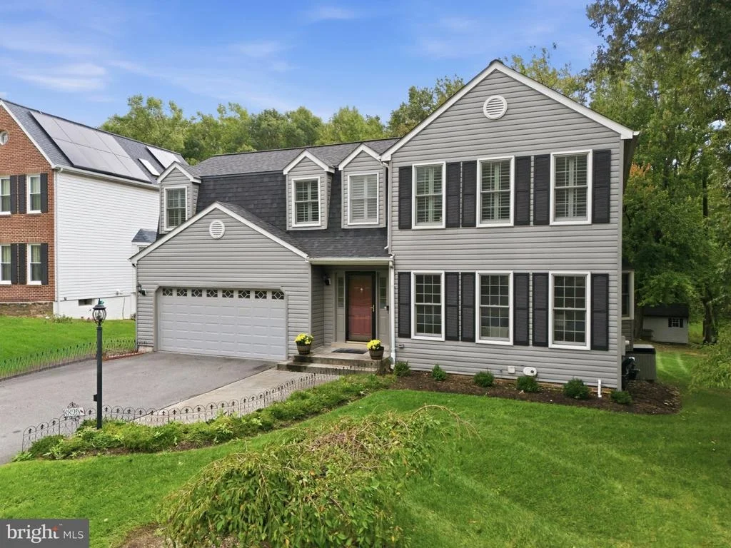 Photo of 8825 CARDINAL FOREST CIRCLE