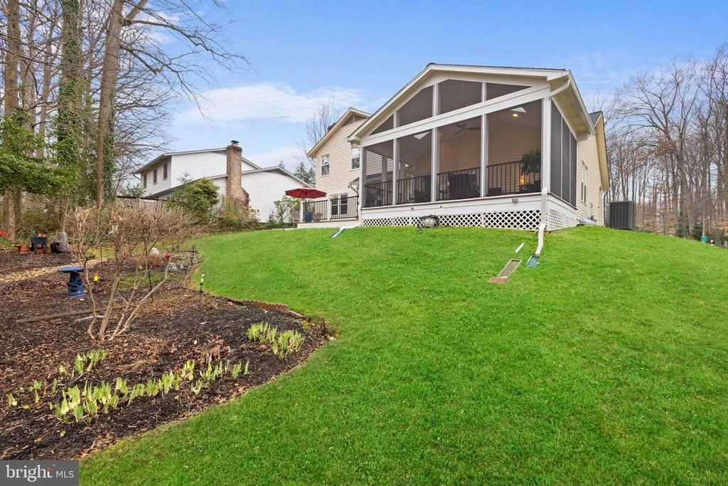 Photo of 9710 TURNBUCKLE DRIVE