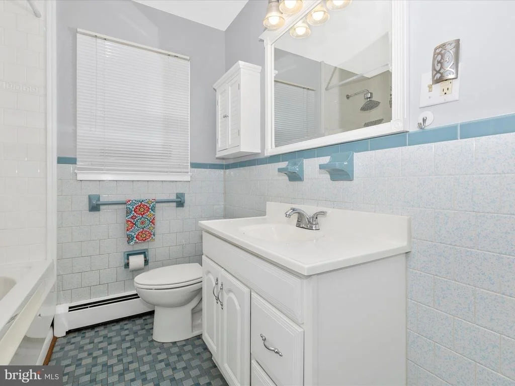 Photo of 7 FAIRVIEW AVENUE